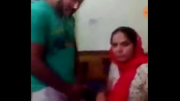 xxx 3 bacha ka ma ki video