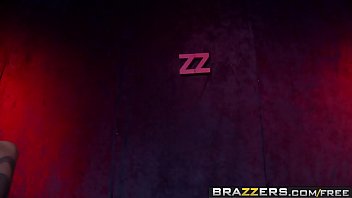 sapna sappu topless scene