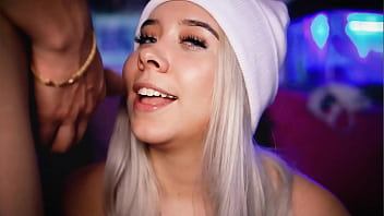 Colombian with a beautiful face becomes a slut with a cock in front of her Colombian with a beautiful face becomes a slut with a cock in front of her