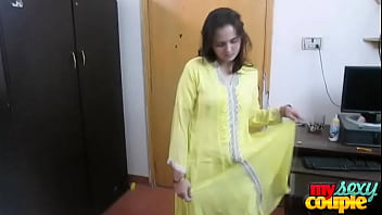 Beautiful sexy amazing indian pakistani housewife sonia Beautiful sexy amazing indian pakistani housewife sonia