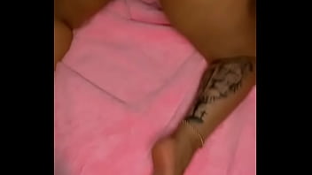 Spanish pussy play