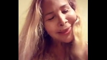 Venezolana se pone caliente por dinero Venezolana se pone caliente por dinero