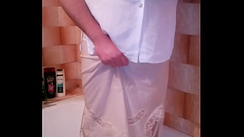 Men amateur cum satin crossdresser