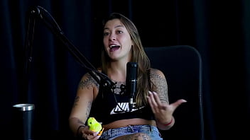 Veja a entrevista safada e cheia de putaria com a flor de damiana com vovô moai no porn cast brazil parte 2 watch sheer red