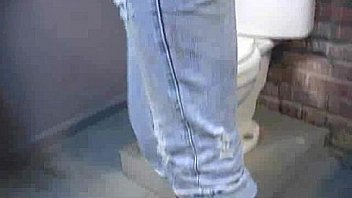 Sexy girl orally sinning 18