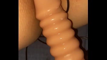 Gozando com o consolo e vibrador