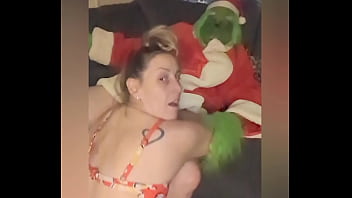 Danni b and cbb getting down and green Danni b and cbb getting down and green