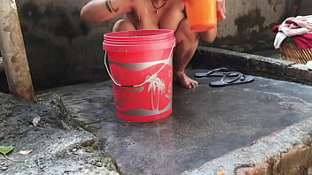 Wife bathing and her wet big boobs Wife bathing and her wet big boobs