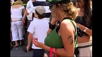 Candid boobs 1