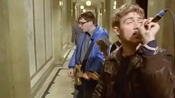 Vídeo de verificación charmless man blur oficcial video Vídeo de verificación charmless man blur oficcial video