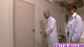 Arisa ebihara is fucked by doctors after sucking Arisa ebihara is fucked by doctors after sucking
