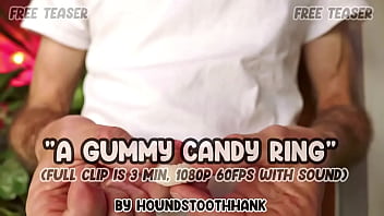 A gummy candy ring