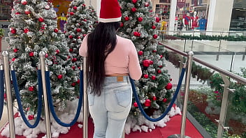 Follando con desconocida en navidad real casero Follando con desconocida en navidad real casero