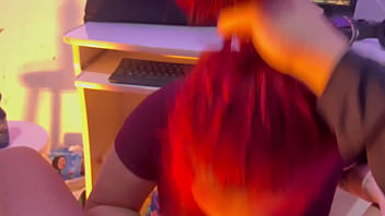 Ruiva submissa paga um boquete para esvaziar meu saco Ruiva submissa paga um boquete para esvaziar meu saco