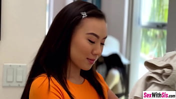 Petite asian babe gave a perfect blowjob before she enjoyed hot sex Petite asian babe gave a perfect blowjob before she enjoyed hot sex