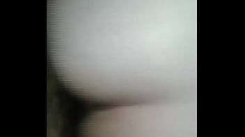 Dando pro novinho afeminado com pau enorme