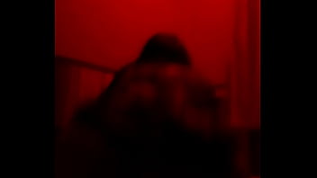 Morena no motel sentando gostoso na pica do amigo