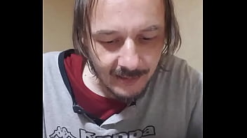 Love 02 03 devi uscire con me