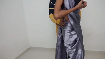 Payasi teacher ne apne student ke sath jabarjast sex kiya Payasi teacher ne apne student ke sath jabarjast sex kiya