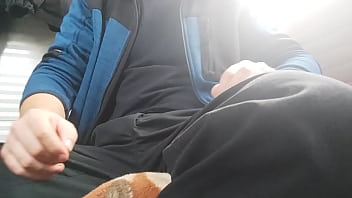 Salut imi place foarte mult sa ma masturbez si sa imi beau pisatul si sperma Salut imi place foarte mult sa ma masturbez si sa imi beau pisatul si sperma