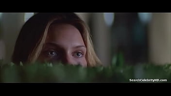 Natasha henstridge in species 1998 Natasha henstridge in species 1998