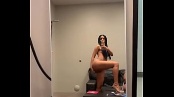 Cardi ass Cardi ass