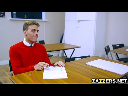 Passionate Nekane Edible Bouncing Off Her Puss On Top