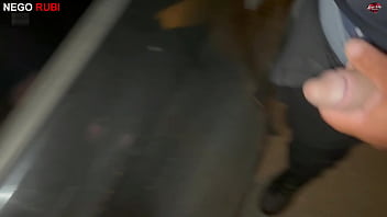 Sonho de corno - cornudo grava esposa dando no carro para um roludo super dotado - paolla hotwife