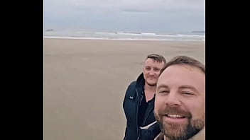 Having a few days away with blokewelshxxx1 and the dogs we had a break in weather and got ourselves down the beach absol