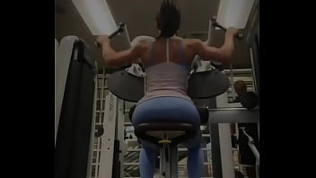 Will it be easy nope worth it absolutely #fitness #fitmom #musclemommy #strongwomen #physique #fitnessmodel