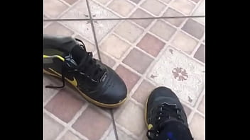 Quem curte pés aí #malefeet #feetboy #masterfeet #boy #cashslave #masterslave #master #gayhot #findom #rtalphas #humana