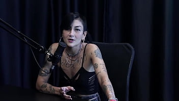 Prefere dominar tem vontade de um gang bang com oito gosta de pau grande e o vídeo que fez com o mário - caroleta roots watch sheer red