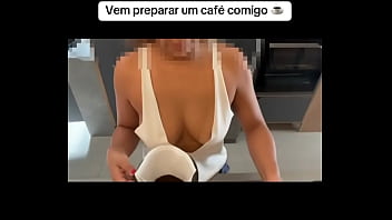 Come prepare a coffee with me ️vem preparar um café comigo#brazilian #housewife #sexy #luna #coffee #cafe #hot #go