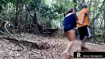 O negão me levou pro meio do mato e meteu a madeira - the black guy took me into the woods and shoved the wood up my ass