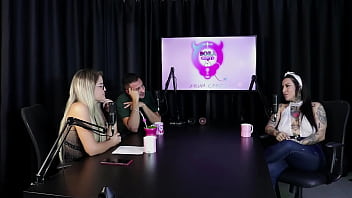 Os atendimentos que faz com as duas namoradas não ia curtir fazer gang bang com desconhecidos e quando foi pro motel - lexi mallet sheer red