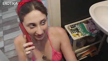 Sadira hotwife - no banheiro da erotikaxxx - cena completa