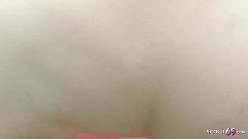 Schwangere zecke laura mit milch titten und reife hausfrau beim creampie gruppensex