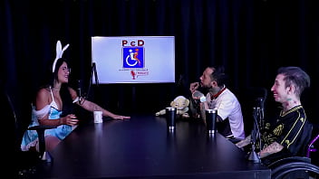 Foi para um reality show iniciou com vídeo chamada a mãe é uma safada e teve que pagar para gravar - tifany rocha swing cast watch sheer red