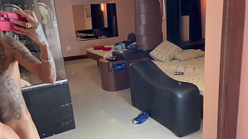 Gostosa do rj pensou que estava saindo com mc de sp e acabou dando para ele gostoso