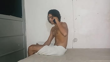 Hermanastra caliente le gusta mucho que su hermanastro la folle al estilo perrito para que luego se corra dentro de su coño - creampie