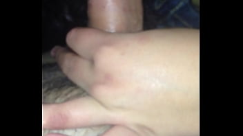 Putita me da ricas mamadas parte 1