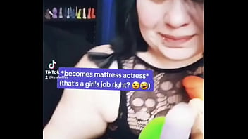 Ahh sex worker jokes on real events lolanyway follow me on the clock app i plan to spend more time on vids there~