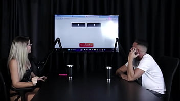 Se beijaram teve o cu os peitos e a buceta chupada tudo isso depois de falar que a família sempre foi de boa para eles apesar de ter sido esculachada - mathheus caetano & bruna carlos sheer red