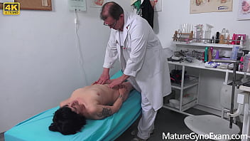 granny genital exam