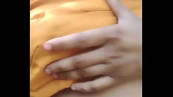 village lady outdoor piss movie capture by hidden camera