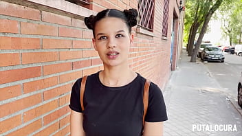 Torbe Pilla Por La Calle A Una Chica Con Un Culo 10 thumbnail