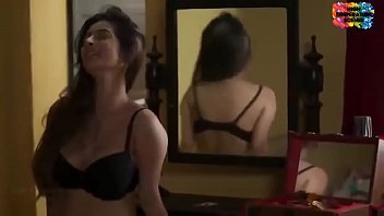 sex of sany leon