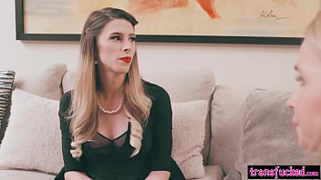 she angeles cid getting her big cock sucked by dude