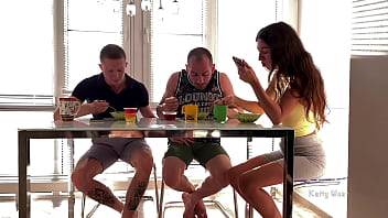 bisexual threesome homemade hotntubes