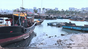 nude chinese bar girl